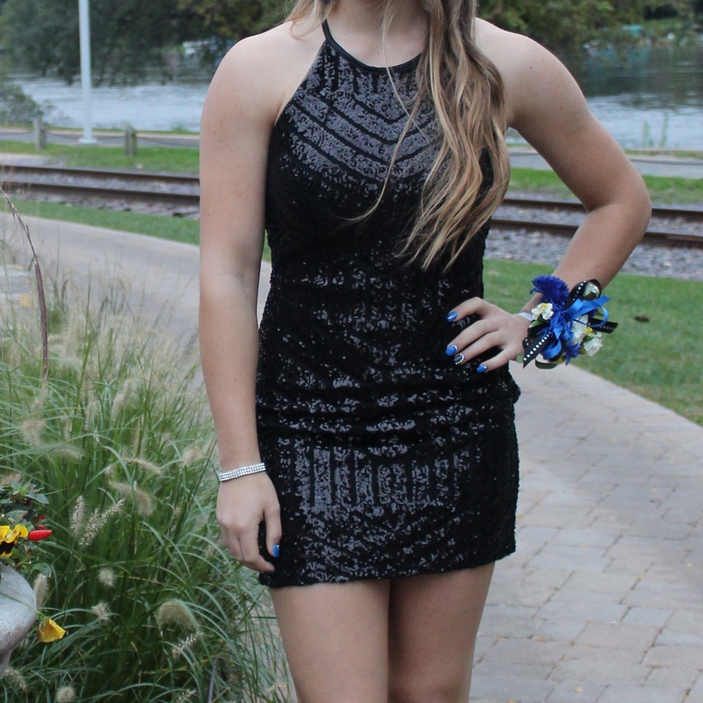 WORN ONCE Black Bodycon Sequin Dress